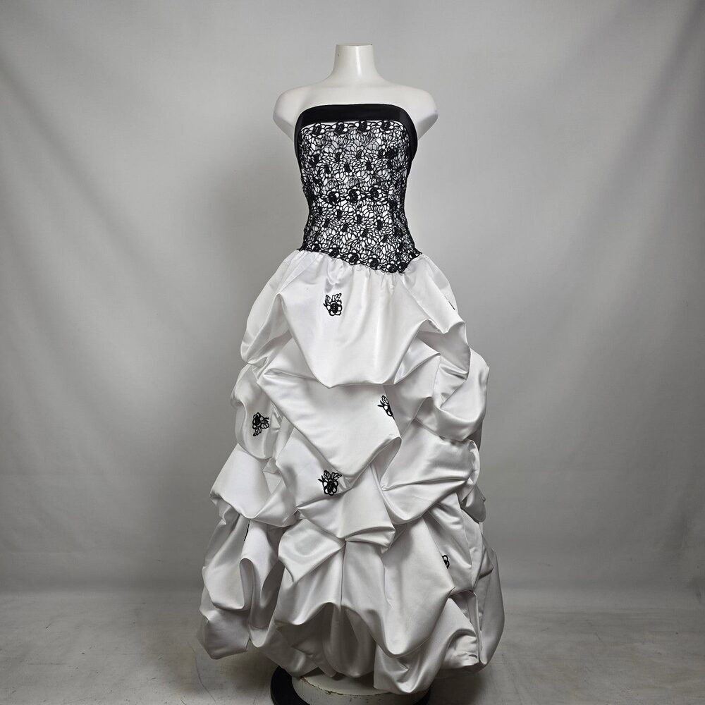 Vintage Black White Strapless Wedding Dress Size 10 Dramatic Ruffle Lace Corset